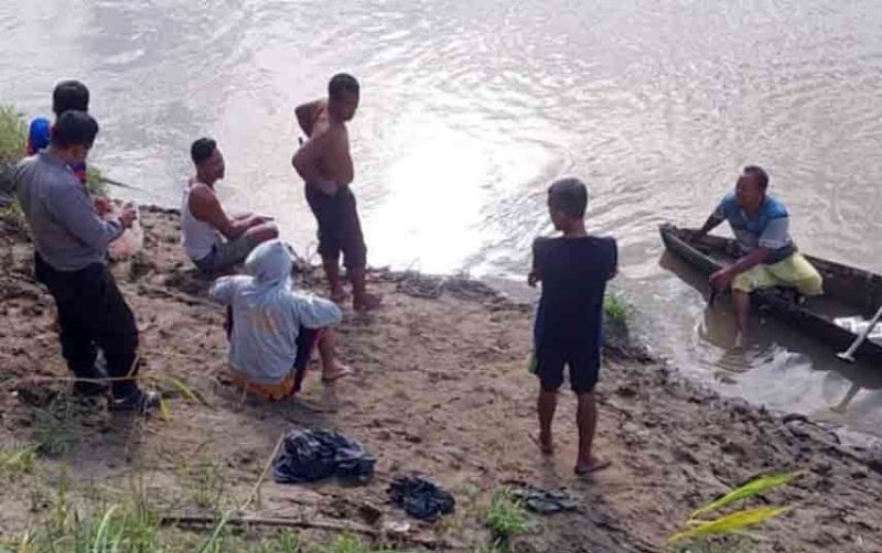 Cekcok Saat Naik Motor Dengan Istri Suami Di Langkat Terjun Ke Sungai