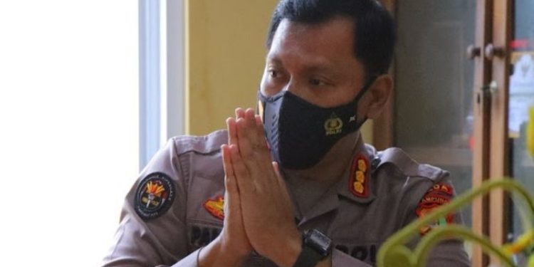 Kapolres Pesawaran Sidak Pelayanan Publik di Samsat