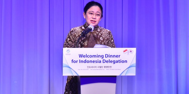 Kunjungi Indonesia Center di Busan, Puan Dorong Promosi Budaya RI Agar Bisa Seperti K-Pop