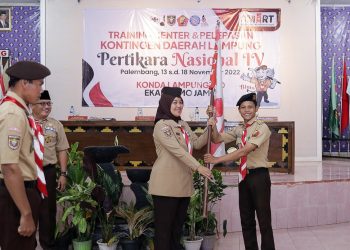 Ketua Kwarda Pramuka Chusnunia Chalim Lepas Kontingen Lampung ke Pertikara Nasional IV