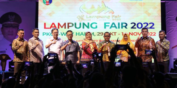 Wagub Chusnunia Chalim Tutup Lampung Fair 2022