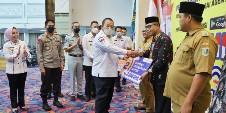 Gubernur Dorong BUMDes Tingkatkan Penerimaan Pajak Kendaraan Bermotor di Desa Melalui E-Samdes