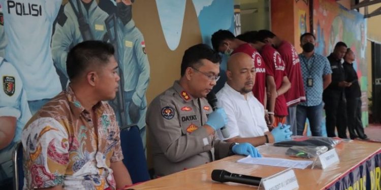 Tekab 308 Presisi Ringkus 3  P selaku Jambret