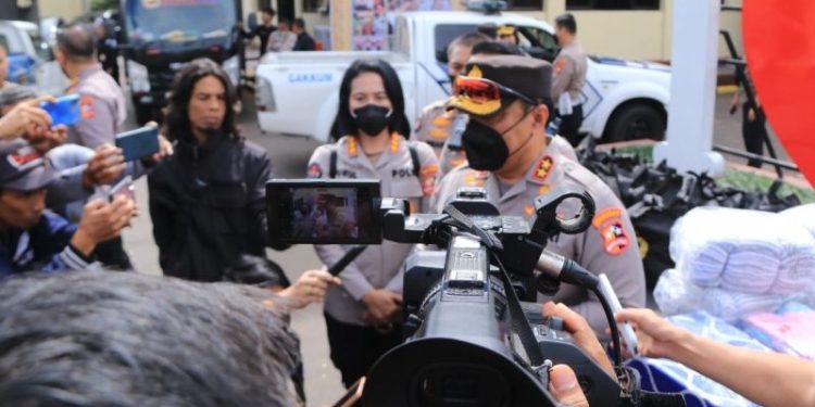 Tim Dokkes Polri Dikerahkan Bantu Korban Gempa di Cianjur