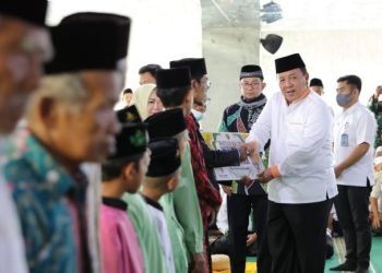 Gubernur Arinal Serahkan Bantuan Bidang Keagamaan ke Masyarakat Tubaba