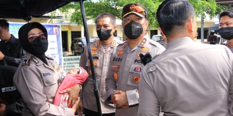 Tiga Hari Tertimbun, Bocah 5 tahun Berhasil Selamat