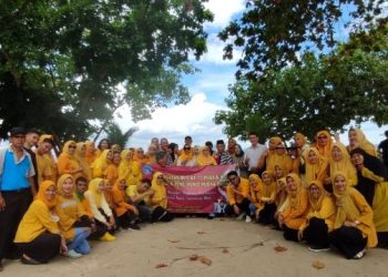 SMPN 17 Bandarlampung Peringati HUT PGRI dan HGN ke-77 Sekaligus Temu Pamit Purna Bhakti