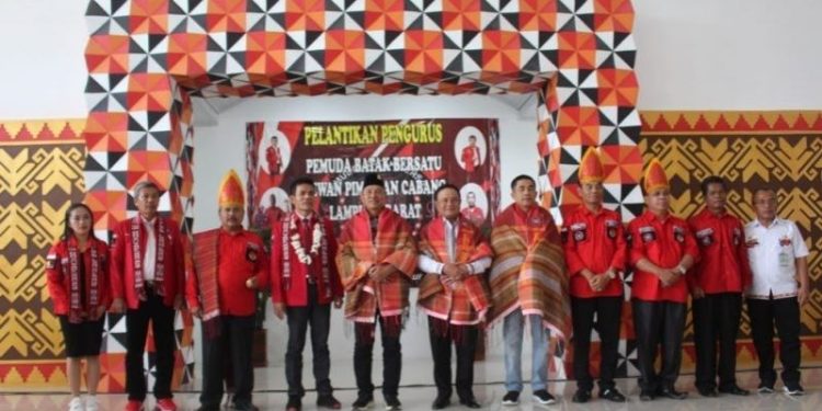 Pemkab Lambar Menjunjung Tinggi Keberagaman Masyarakat