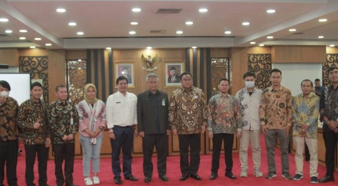 Pimpinan DPR Resmi Kukuhkan Ketua dan Pengurus KWP 2022-2024