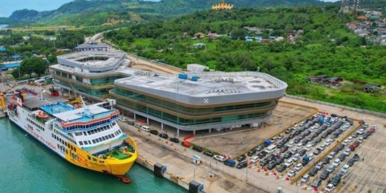 Puncak Arus Libur Nataru di Tanggal 23 – 24 Desember, Penjualan Tiket di Merak-Bakauheni Via Online