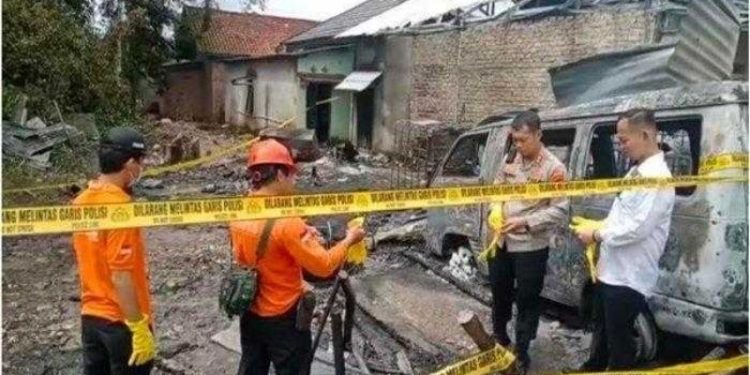 Gudang BBM Ilegal di Sumsel Terbakar, Tiga Orang Tewas, Pemilik Gudang Diburu Polisi