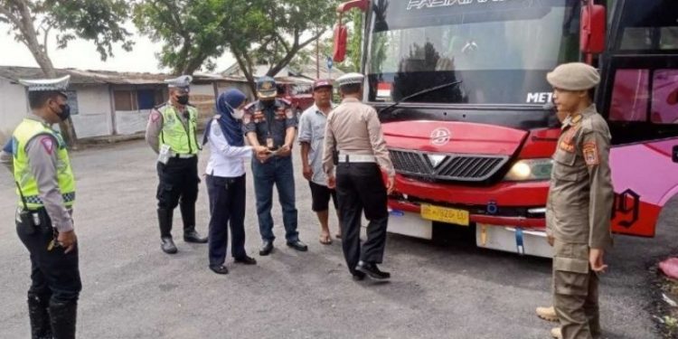 Gabungan Jelang Nataru, Satlantas Polres Metro Bersama Instansi