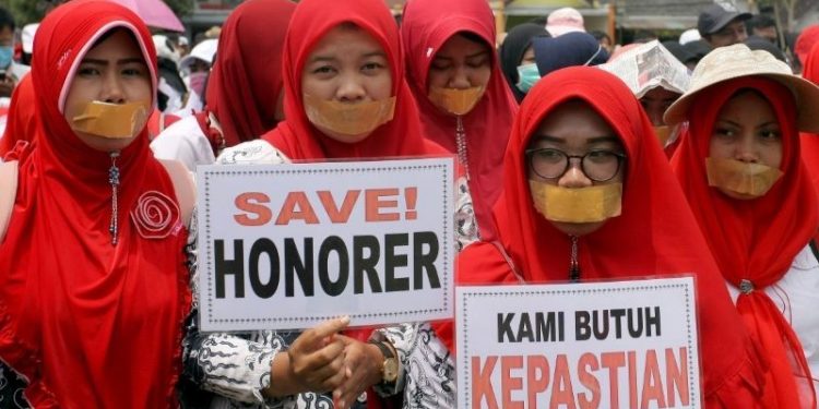 Soal Honorer Diangkat Langsung jadi ASN, Sikap DPR Seperti Ini