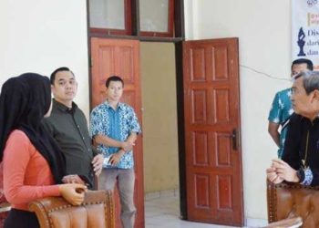Gubri Instruksikan Benahi Asrama Mahasiswa Riau di Jakarta