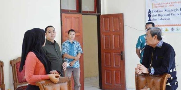 Gubri Instruksikan Benahi Asrama Mahasiswa Riau di Jakarta