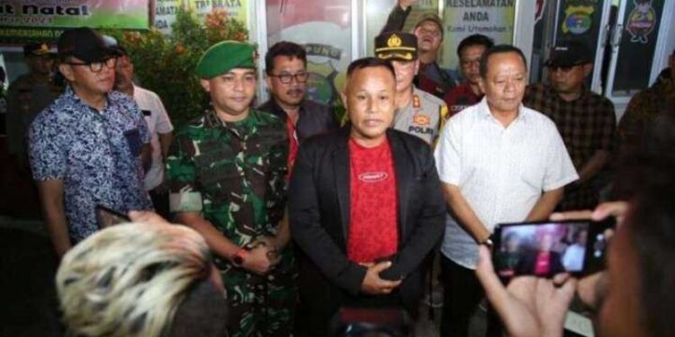 Bupati Nanang Ermanto Bersama Forkopimda Tinjau Gereja dan Pos Pengaman Nataru