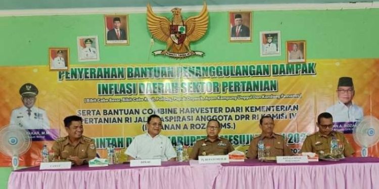 Pemkab Mesuji Bagikan Ribuan Bibit Cabai