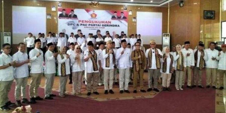 Pengukuhan Gerindra Way Kanan, Adinata Targetkan 7 Kursi di Pemilu 2024