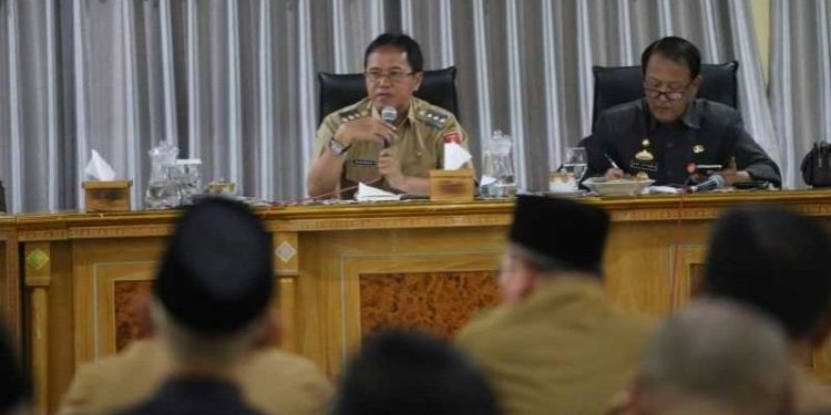 Pj. Bupati Lambar Ajak Jajarannya Untuk Meningkatkan Tatanan Kelola Kepemerintahan