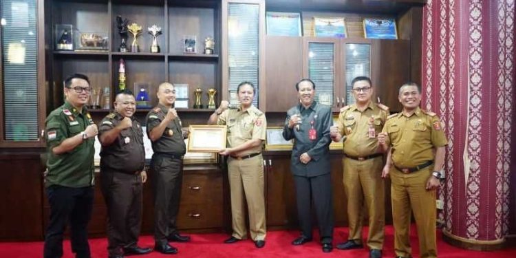 Pemkab Lambar Apresiasi Terhadap Kejari atas Kerjasamanya