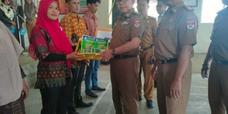 Pemkab Mesuji Salurkan Beras Cadangan Pangan