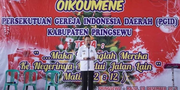 Pj Bupati Pringsewu Hadiri Perayaan Natal Oikumene 2022 & Pelantikan PGID