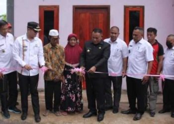 Resmikan 72 Unit Rumah Bantuan Stimulan, Bupati Nanang Harap Tingkatkan Kualitas Hidup Masyarakat