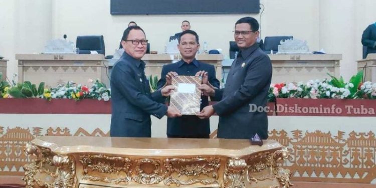 Pj. Bupati Qudrotul Ikhwan Perdana Hadiri Rapat Paripurna DPRD Tulang Bawang