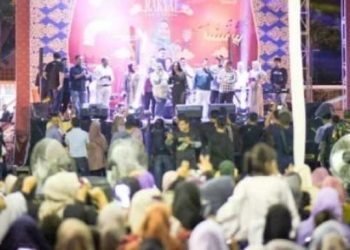 Warga Mandau Tumpah Ruah Saat Menyaksikan Pesta Rakyat Akhir Tahun