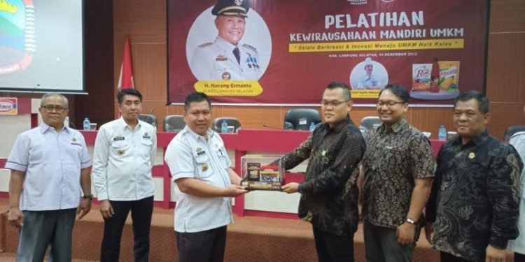 Pemkab Lamsel Bersama PT. Indomarco Prismatama Gelar Seminar UMKM