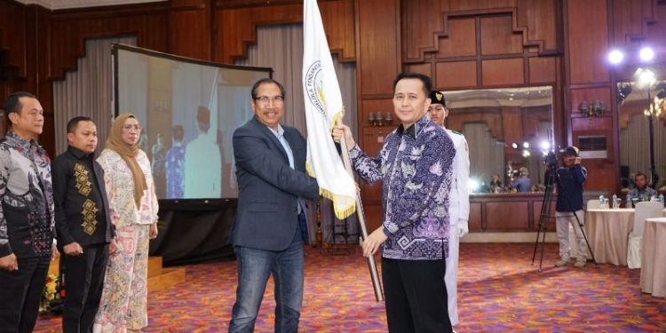 Dirjen Keuda Kemendagri, Agus Fatoni Kukuhkan Kepengurusan APPDI