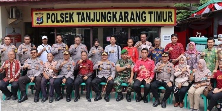 Kapolresta Kunjungi Polsek Tanjung Karang Timur
