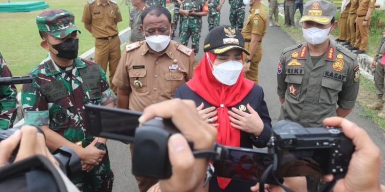 Prajurit Kodim 0410/KBL  Gembleng 400 Personel Pol PP Kota Bandar Lampung