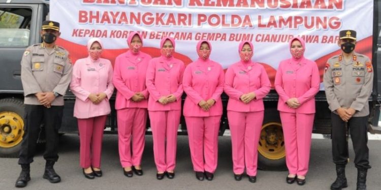 Polda Lampung Lepas Bantuan Sosial untuk Korban Gempa di Cianjur