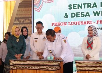 Gubernur Arinal  Canangkan Tiga Desa Sentra Industri Kerajinan dan Desa Wisata Kampung Tapis