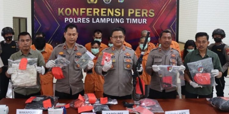 Polres Lamtim Menggelar Konferensi Pers Ungkap Kasus C3, Penganiayaan Berat dan Narkoba
