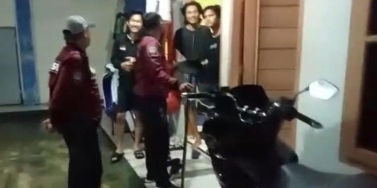 Cegah Curanmor dan Tawuran Polsek Sukarame Sambangi Kos-kosan