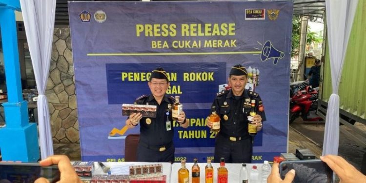 Pencegahan Rokok Illegal, MMEA dan Penyampaian Kinerja KPPBC TMP Merak Tahun 2022