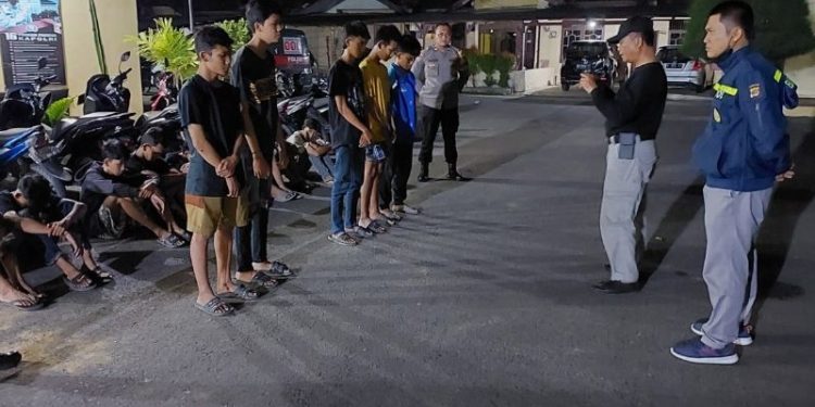 Polsek Sukarame Amankan Belasan Remaja Diduga Hendak Tawuran