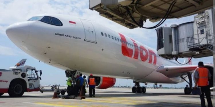 Lions Air Tujuan Jambi Jakarta Putar Balik, Penumpang Terlantar di Bandara