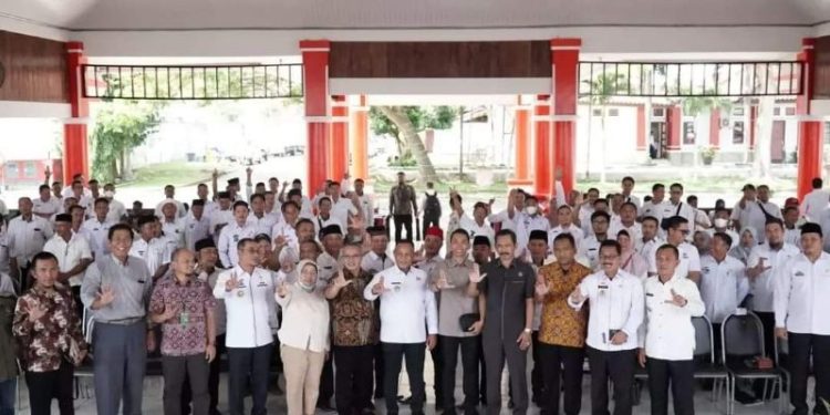 Bupati Nanang Dukung Percepatan Program Perhutanan Sosial