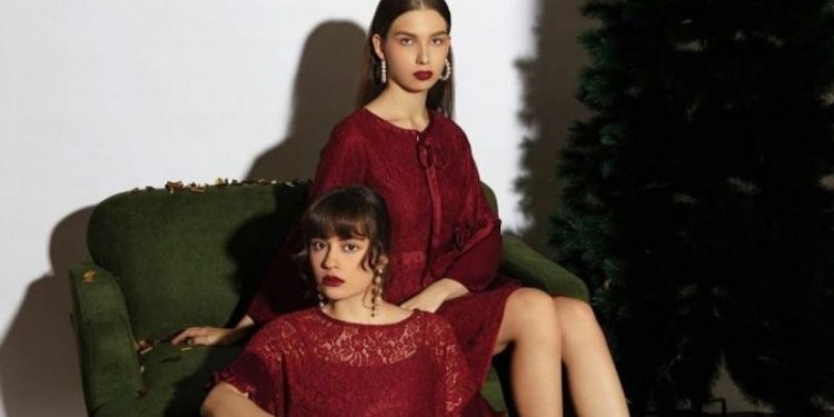 Rekomendasi Fashion Mewah dan Elegan untuk Menyambut Natal dan Tahun Baru 2023