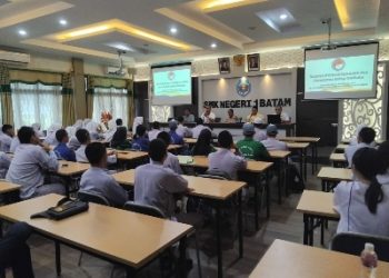 JMSI Bersama Ditnarkoba Polda Kepri Sosialisasikan Bahaya Narkoba ke Pelajar SMKN I Batam