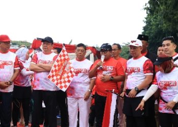 Pj. Gubernur Samsudin Lepas Ribuan Peserta Soekarno Fun Run Lampung