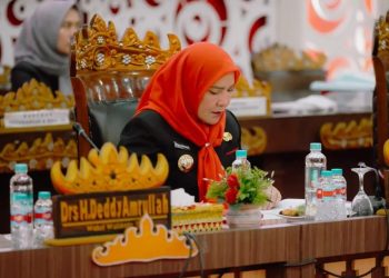 Walikota Eva Hadiri Rapat Paripurna Pembicaraan Tingkat I Dalam Rangka Penyampaian 6 Raperda