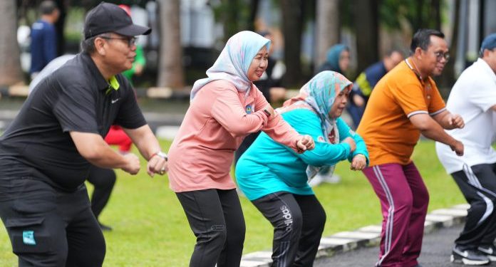 Luncurkan Senam Baru, Unila Gelar Senam Bersama Bertajuk “Unila Be Strong”