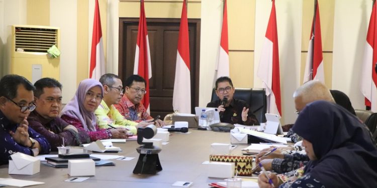 Pj. Sekdaprov Lampung Ikuti Rapat Tindak Lanjut Rakortas Bidang Pangan
