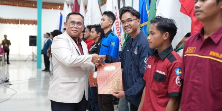 Unila Kukuhkan 37 Organisasi Kemahasiswaan Tingkat Universitas