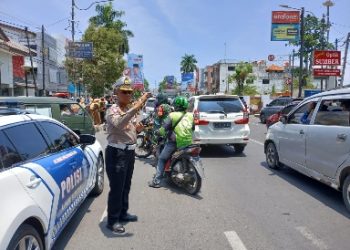 Satlantas Polresta Balam Alihkan Arus Lalu Lintas Saat Bank Lampung Run 2025
