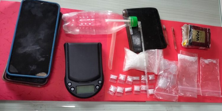 Polda Lampung Tangkap Dua Pengedar Narkoba di Kebun Durian